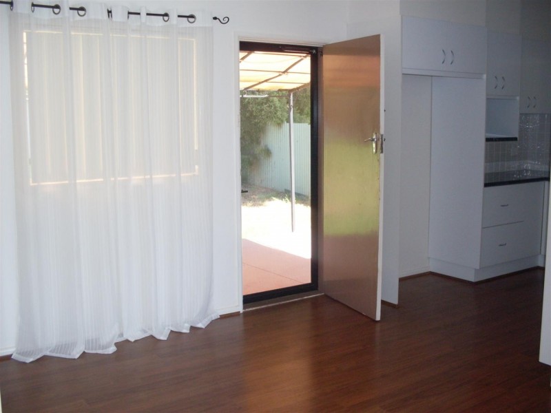 30 Moor Street, Parkes NSW 2870