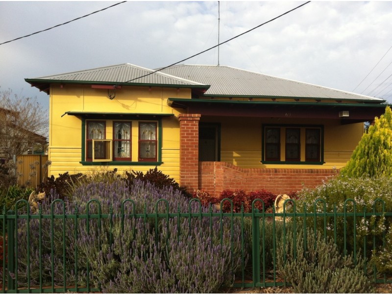 69 Cecile Street, Parkes NSW 2870