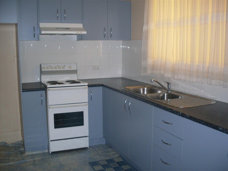 17 Phillip Street, Parkes NSW 2870