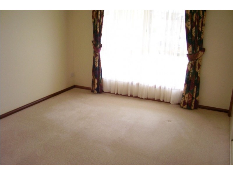 20 Noonan Street, Parkes NSW 2870