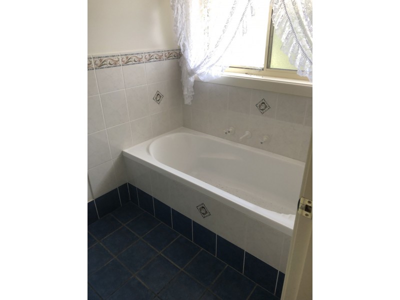 20 Jubilee Street, Parkes NSW 2870