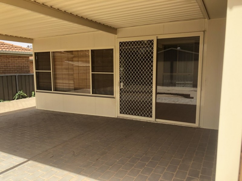 20 Jubilee Street, Parkes NSW 2870