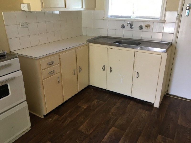 2/24 Johnson Street, Forbes NSW 2871