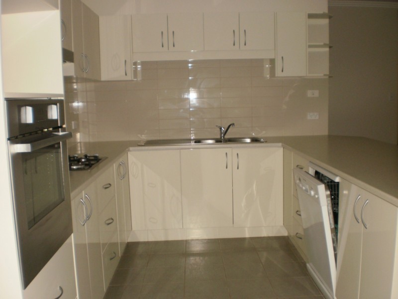 36 Best St, Parkes NSW 2870