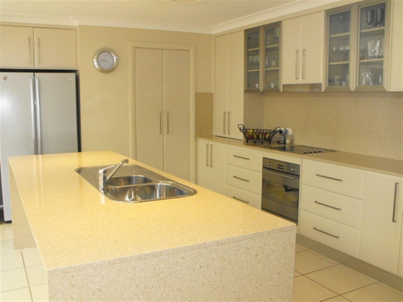 8 Victoria Street, Parkes NSW 2870