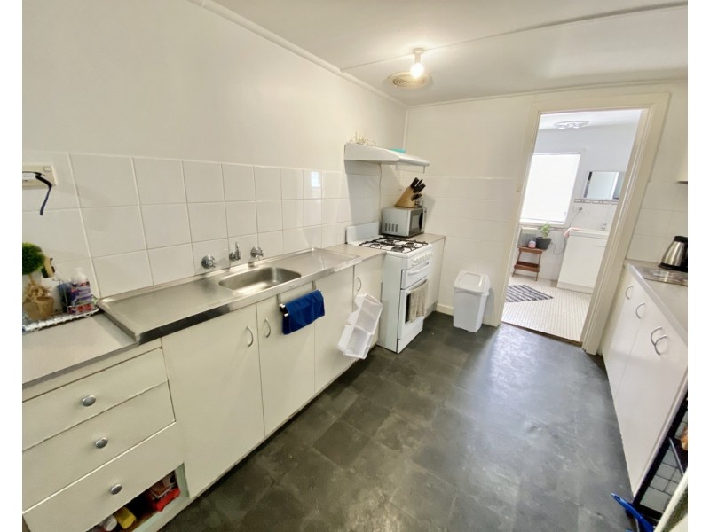 32 Underwood Street, Forbes NSW 2871