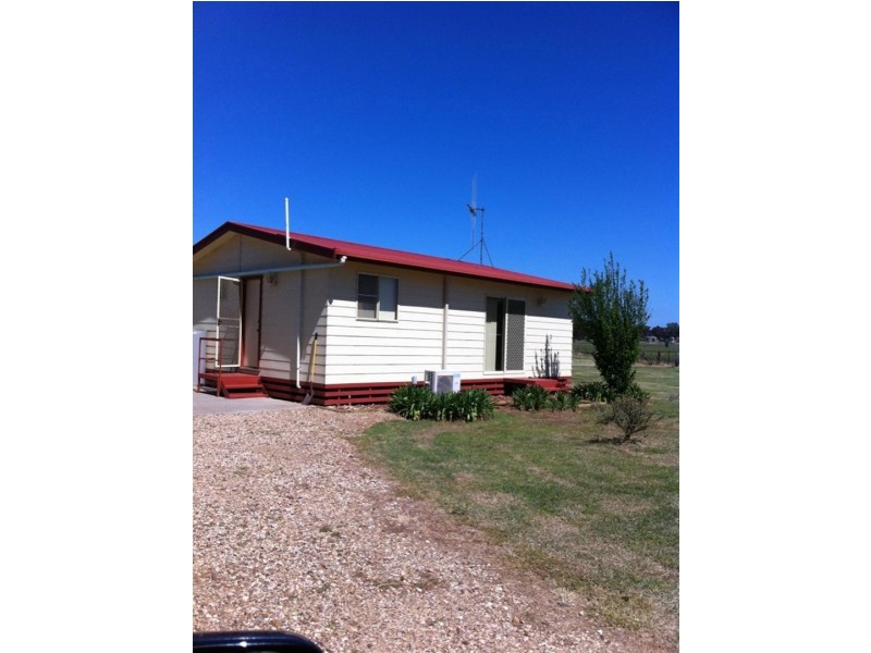 . Back Yamma Region, Parkes NSW 2870