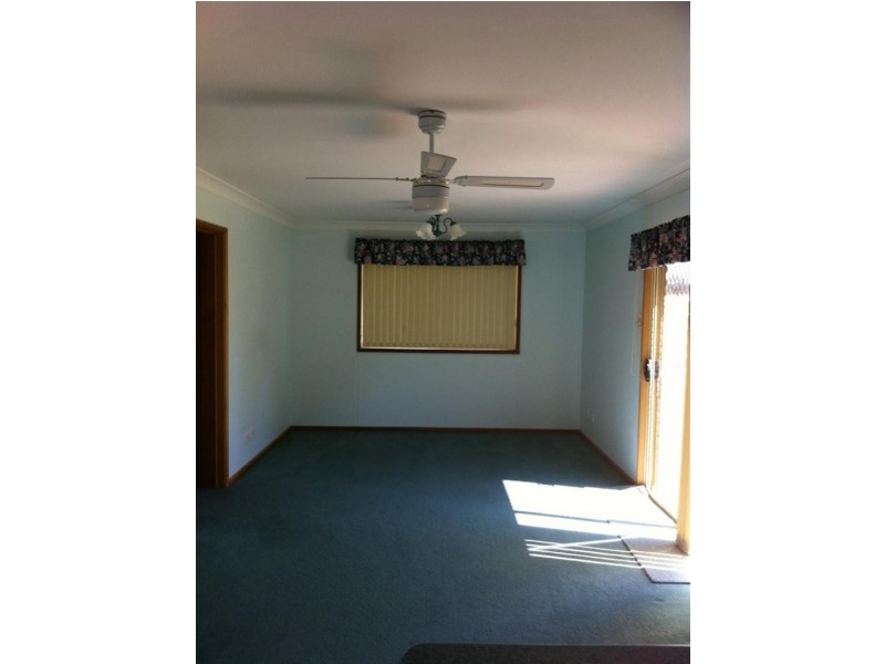 . Back Yamma Region, Parkes NSW 2870