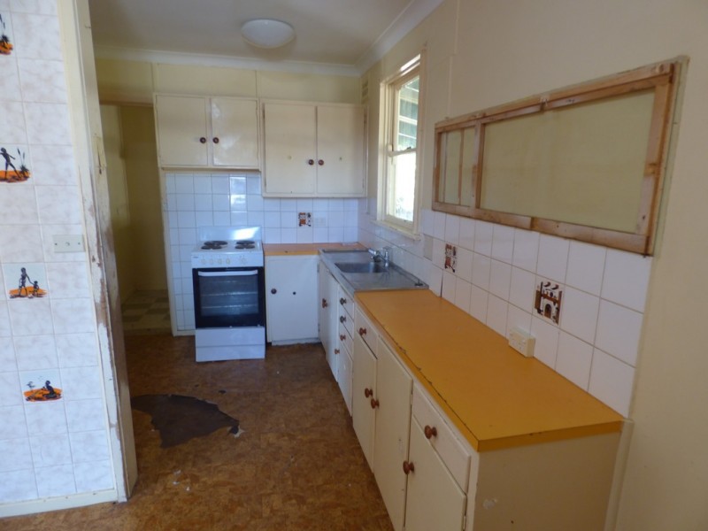 34 Stonham Street, Forbes NSW 2871
