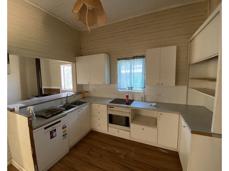 4 Fay Street, Condobolin NSW 2877