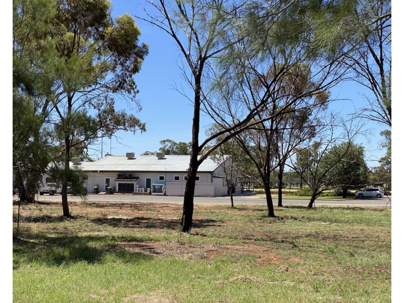4 Fay Street, Condobolin NSW 2877