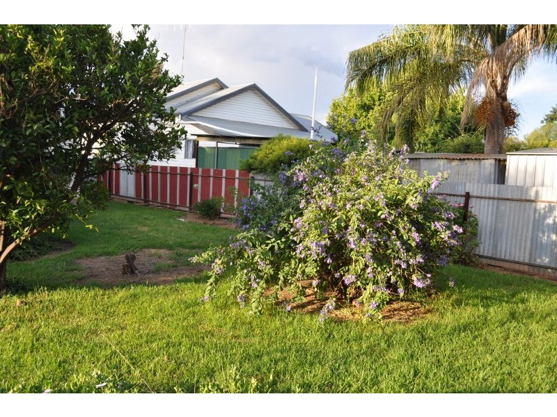 6 Grevillea Avenue, Eugowra NSW 2806