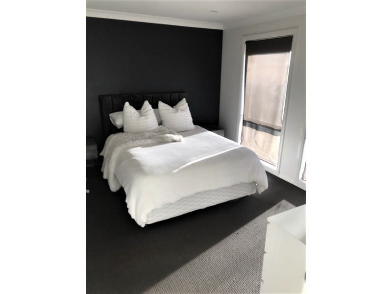 9 Cedar Crescent, Parkes NSW 2870