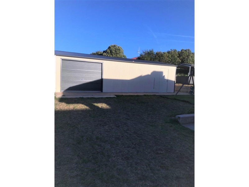 9 Cedar Crescent, Parkes NSW 2870