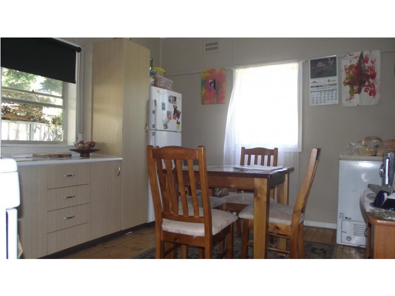 3  Kendall Street, Parkes NSW 2870