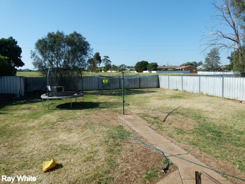 45 Cedar Crescent, Forbes NSW 2871