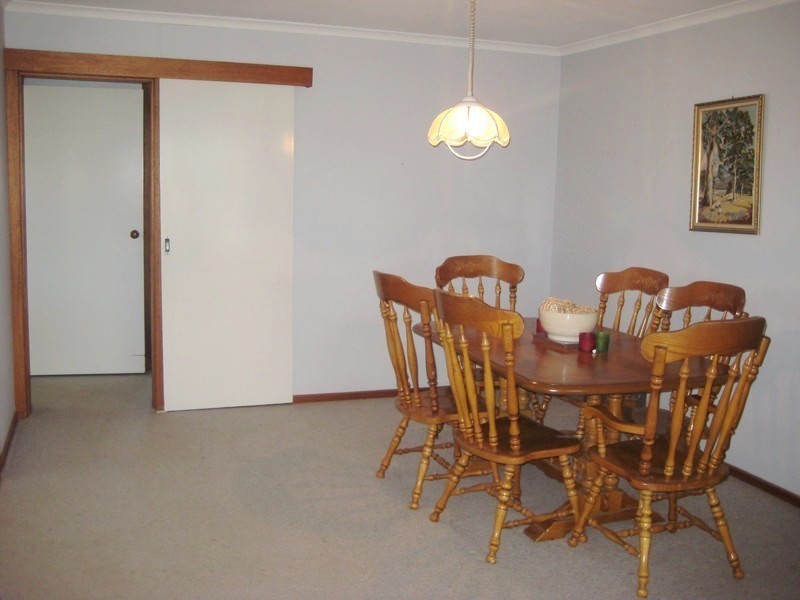 24 High Street, Condobolin NSW 2877