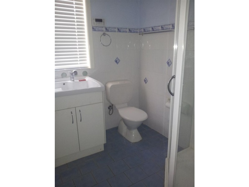 5  CARRINGTON STREET, Parkes NSW 2870