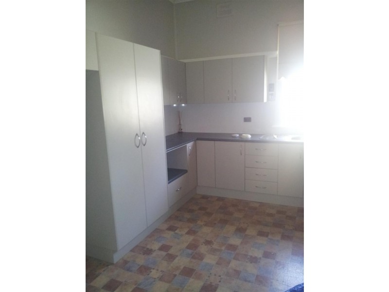 5  CARRINGTON STREET, Parkes NSW 2870