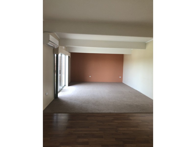 5 Lorking Street, Parkes NSW 2870