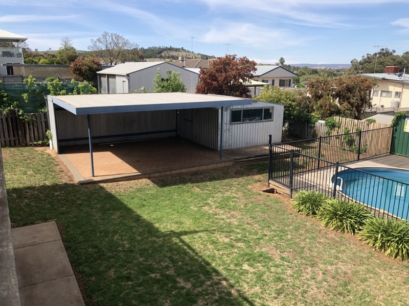 5 Lorking Street, Parkes NSW 2870