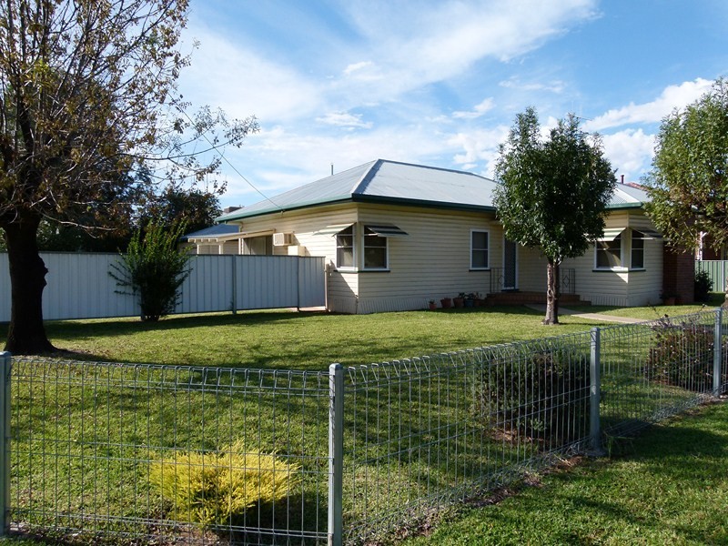57 Farrand Street, Forbes NSW 2871
