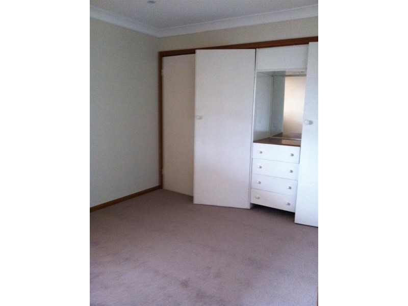 33 Moor Street, Parkes NSW 2870