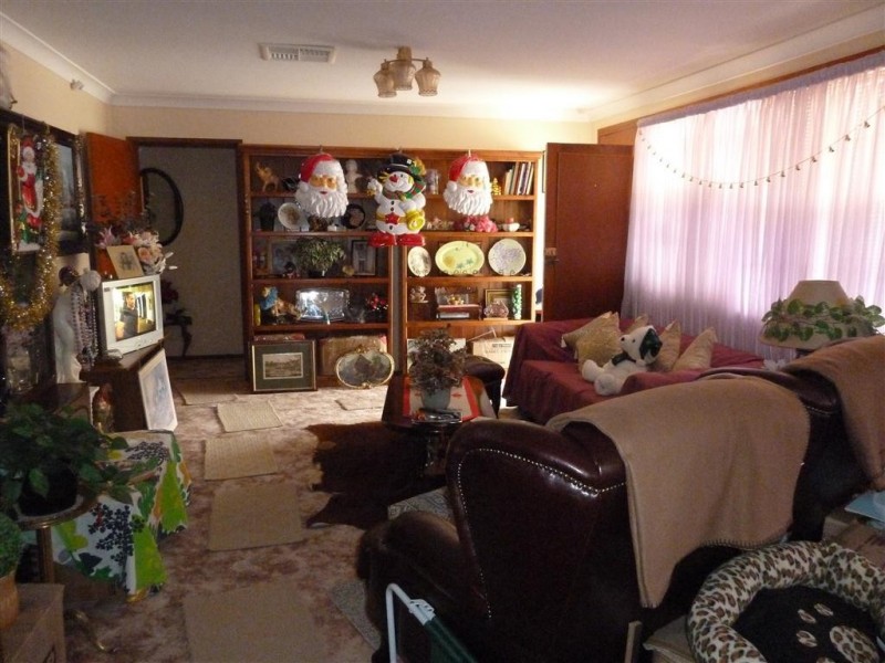 32 Callaghan Street, Parkes NSW 2870