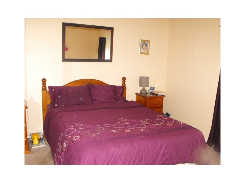 68 Military Road, Parkes NSW 2870