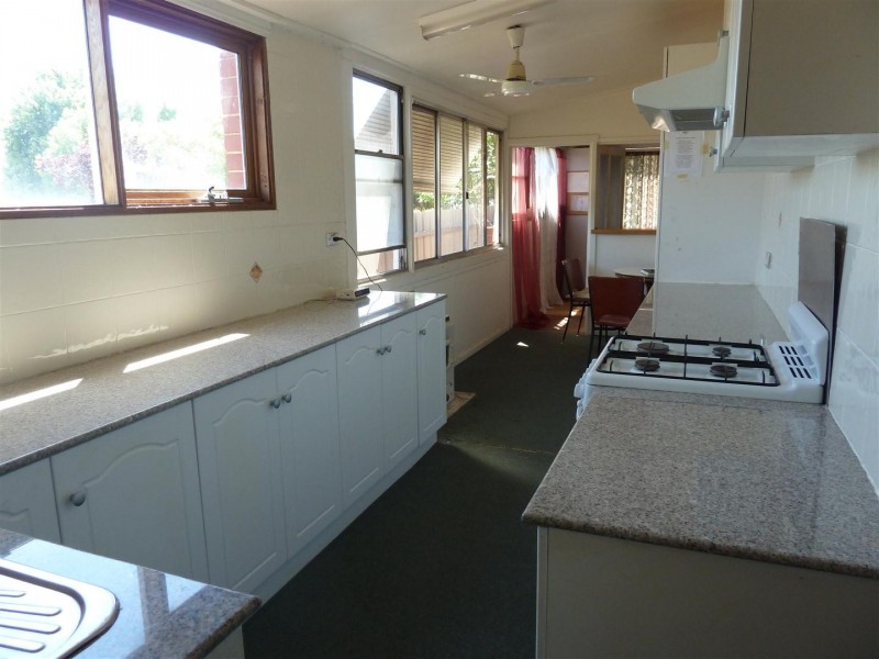 9 Waddell Street, Canowindra NSW 2804
