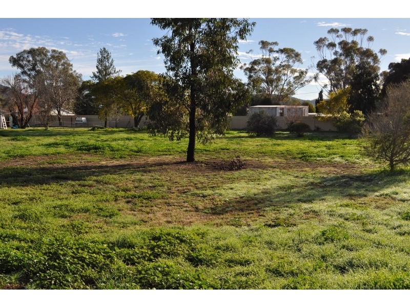 27 Oberon Street, Eugowra NSW 2806