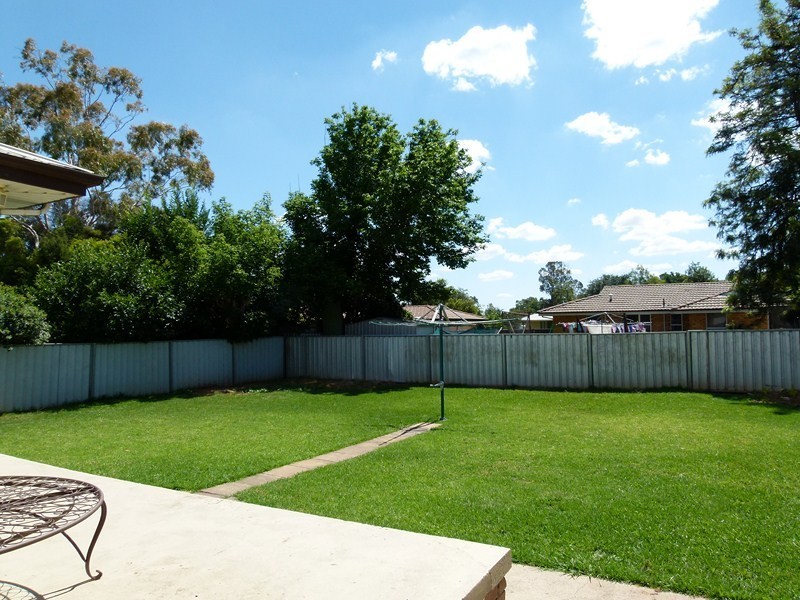 16 Elliott Street, Forbes NSW 2871