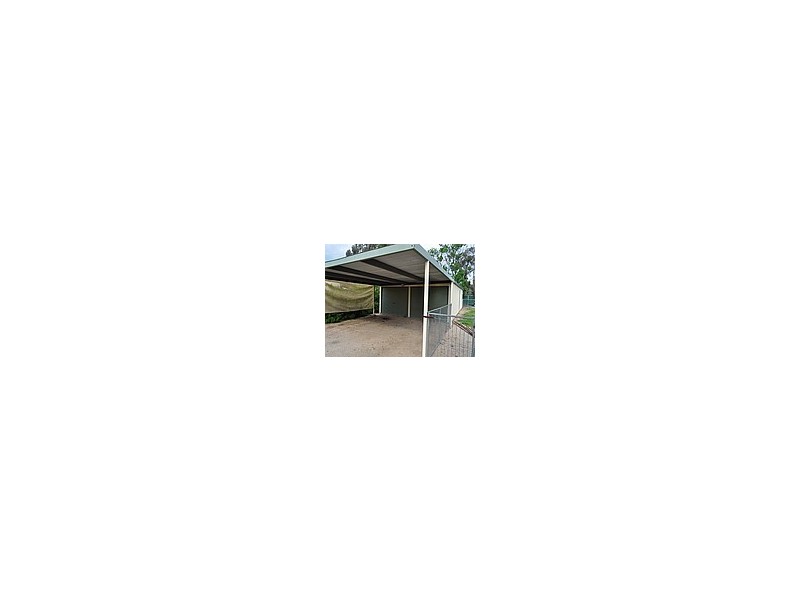 32 Aurora Street, Eugowra NSW 2806