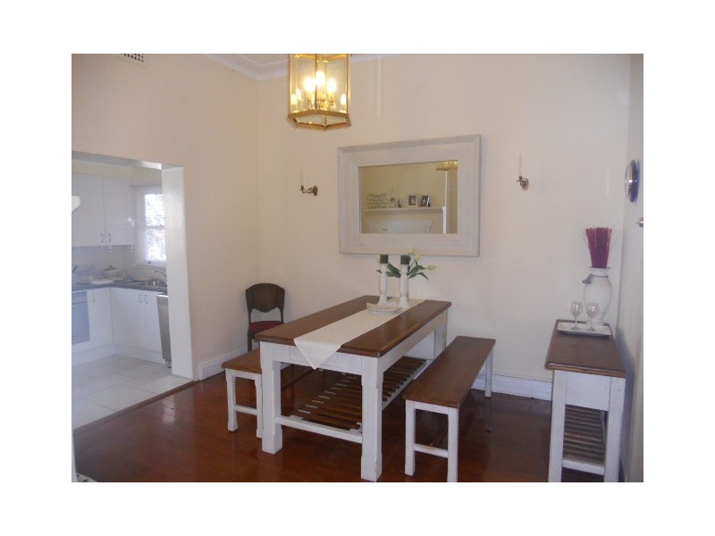 13 Hill Street, Parkes NSW 2870