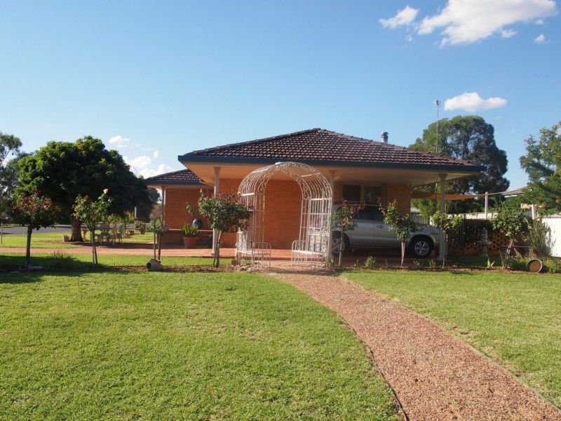 2 Doyle Street, Condobolin NSW 2877