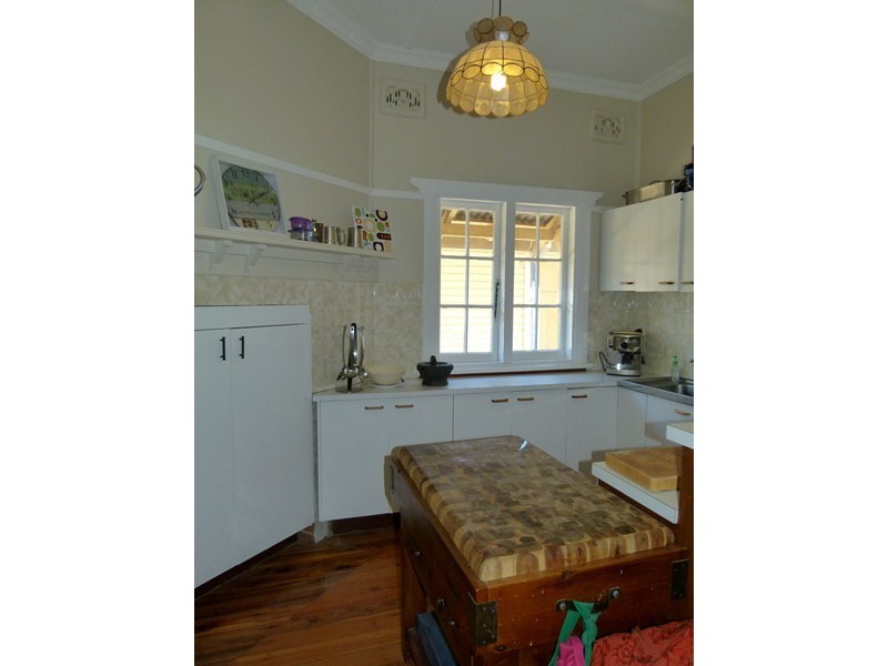 10  Renfree Street, Forbes NSW 2871