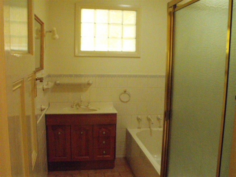 23  Gap Street, Parkes NSW 2870