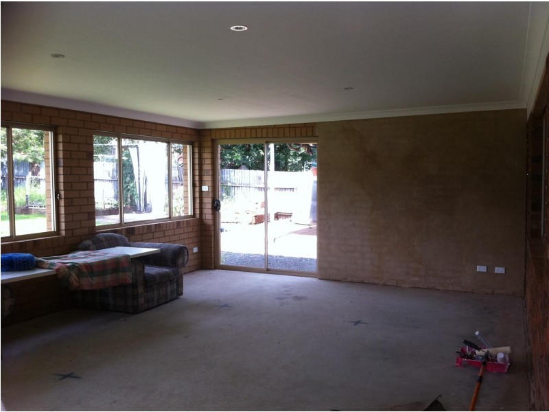 8 May Street, Parkes NSW 2870