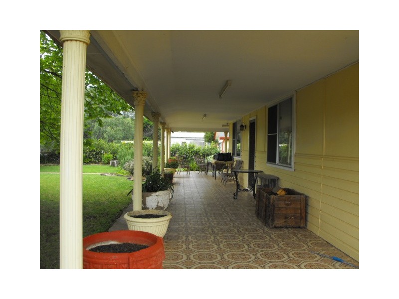 Springvale Kinsela Lane, Parkes NSW 2870
