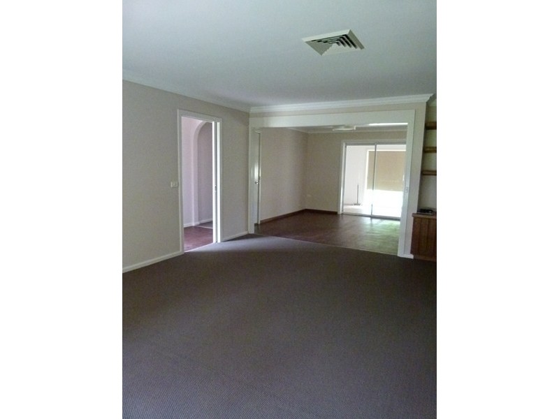 6 Thomson Street, Forbes NSW 2871