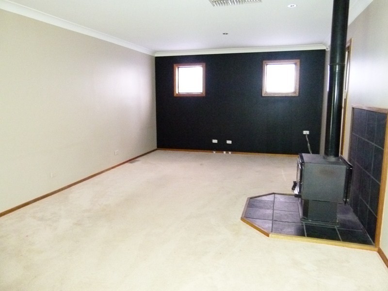 113 Bathurst Street, Forbes NSW 2871