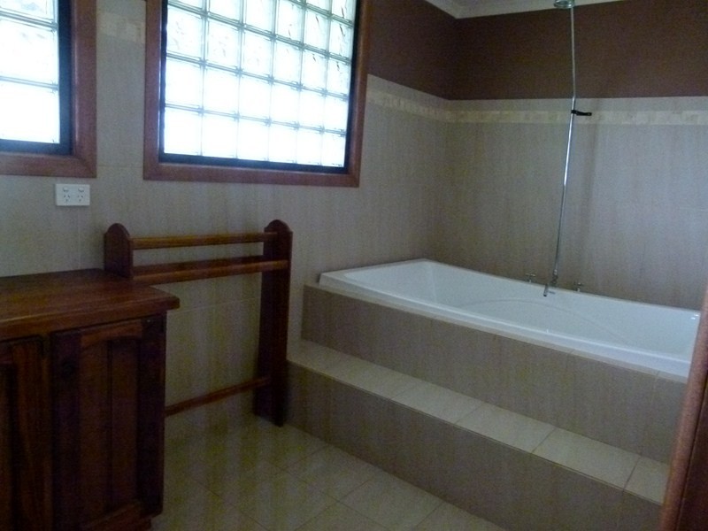 113 Bathurst Street, Forbes NSW 2871