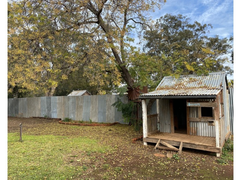 10 Goodwill Street, Condobolin NSW 2877