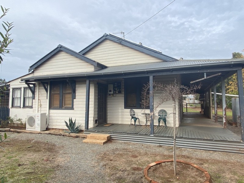 10 Goodwill Street, Condobolin NSW 2877