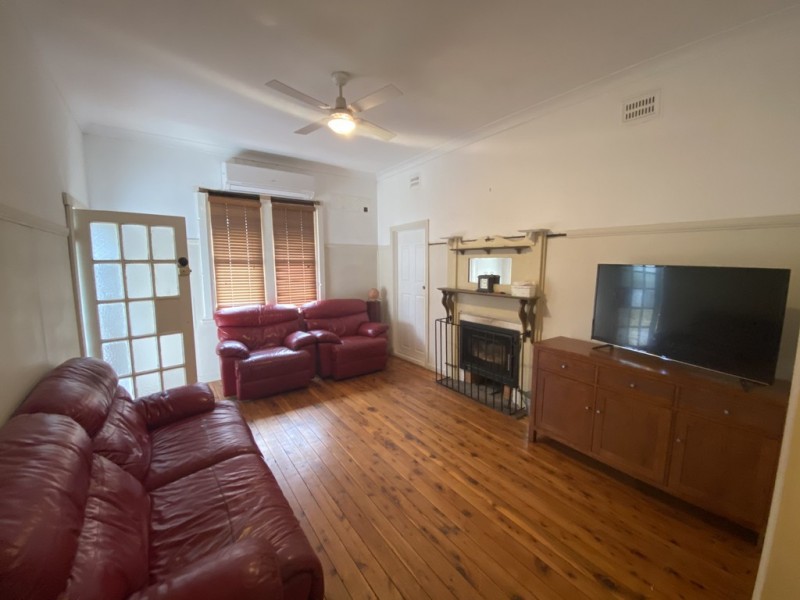 10 Goodwill Street, Condobolin NSW 2877