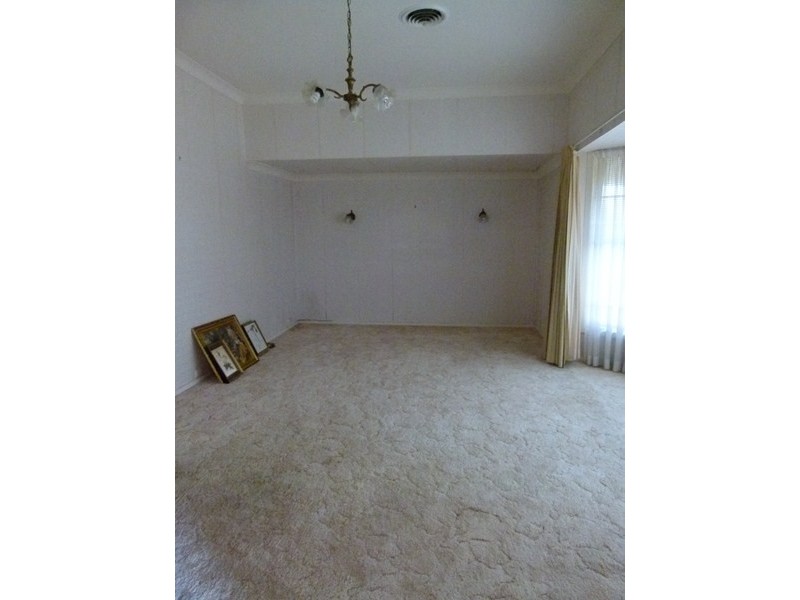 11 Patterson Street, Forbes NSW 2871