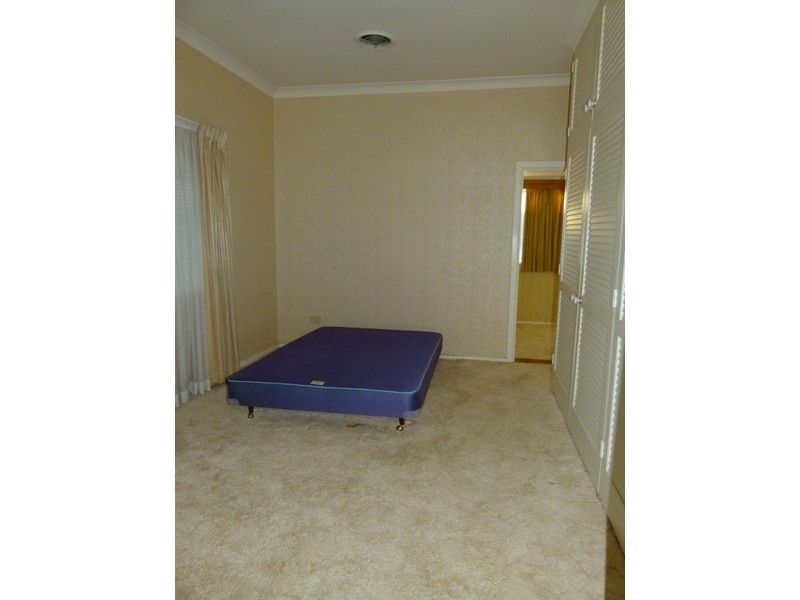 11 Patterson Street, Forbes NSW 2871