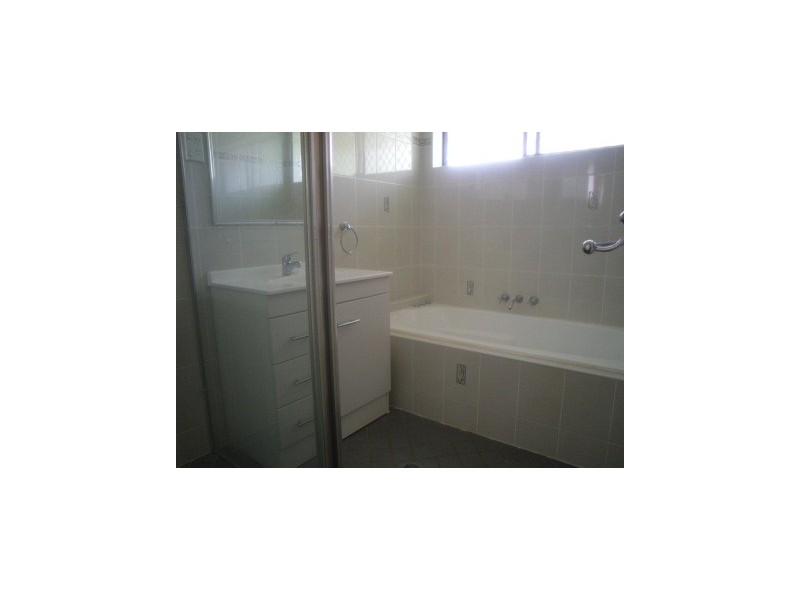 13 Want Street, Parkes NSW 2870