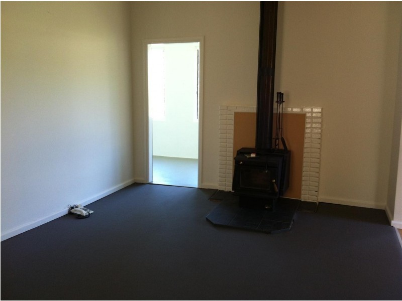 61 Orange Street, Parkes NSW 2870