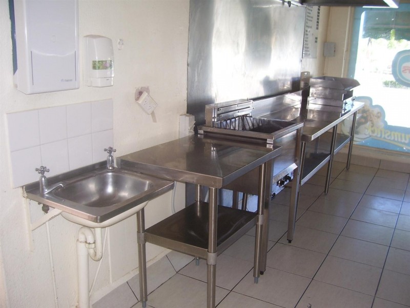 99-101 Caswell Street, Peak Hill NSW 2869